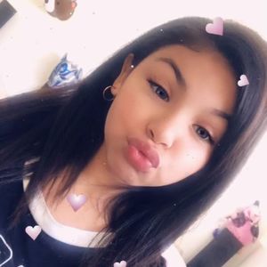 Meet your Posher, Valerie